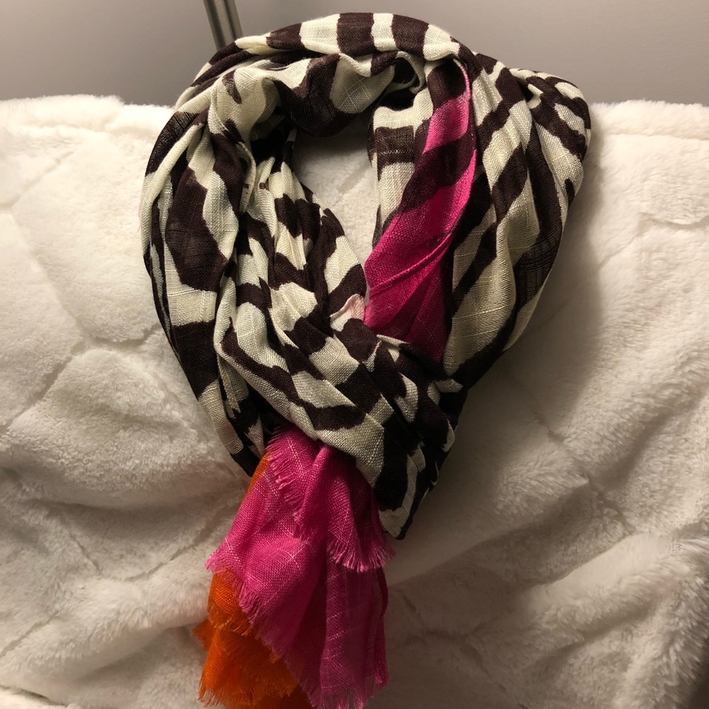 Ralph L Pattern Scarf - ? About Bundling